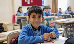 ARA TATİL VE YARIYIL TATİLİ 2026! 16 Kasım’da tatil başlayacak mı, 25 Ocak’ta sömestr var mı, 8 Şubat’ta okullar açılacak mı?