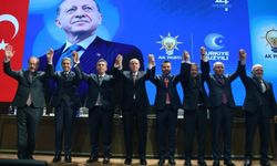 AK Parti’de transfer mesaisi: 3’ü CHP'den 1’i Yeniden Refah’tan 4 isim saf değiştirdi!