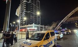 Altındağ'da bir binanın çatı katında çıkan yangın söndürüldü