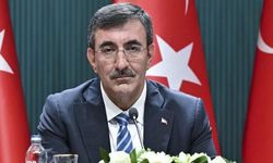 Ekonomide 3 yıllık yol haritası açıklandı: Büyüme, enflasyon ve işsizlikteki hedefler vatandaşı yine üzecek: Uzun vadede ezilen vatandaş orta vadede de ezilecek