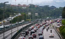 İstanbul'da akşam trafiği kabusa döndü: Yoğunluk yüzde 80'i gördü