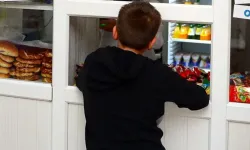 İstanbul'da öğrencilere her ay 2 bin lira kantin yardımı verilecek