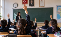 23 Eylül Manisa'da okullar tatil edildi mi, Turgutlu'da ders var mı, İnci Üzmez Lisesi açık mı, Valilik ne dedi?