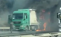 TEM Otoyolu'nda TIR yangını: Edirne yönü trafiğe kapatıldı