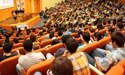 30 Ekim devlet üniversiteleri tatil mi? Vakıf üniversitelerinde ders var mı, sınav yapılacak mı, yoklama alınır mı?