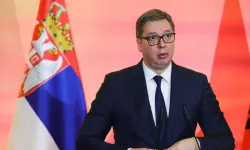 Sırbistan'da 12 yıllık Vucic dönemi bitti: Seçimi öğrenciler kazandı