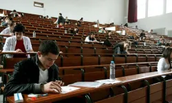 İstanbul'da yarın hangi üniversiteler tatil? 15 Ekim rektörlük açıklamaları