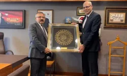 Suat Faruk Giray'ın hayatı ve biyografisi, doğum yeri neresi, kaç yaşında, evli mi, eşi kim, mesleği ne?