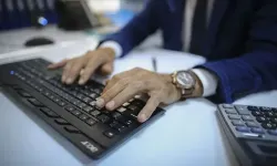 GİB 860 personel alımına kimler başvurabilir? İşletme mezunları alınacak mı? Hukuk mezunları başvurabilir mi? Yaş şartı