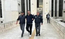 Balıkesir Edremit'te tutuklanan öğretmen kim, kaç yaşında, hangi okulda görev yapıyor?Ahmet Çubuk kimdir?