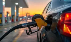 Akaryakıtta tabela değişiyor! Motorine zam Benzine indirim