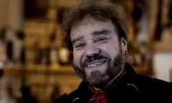 Attila Atasoy kimdir, kaç yaşında, nereli, emekli mi oldu, neden sahneleri bırakıyor?