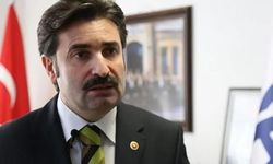 Ayhan Sefer Üstün kimdir, kaç yaşında, nereli? Hangi partili, AK Parti'den neden ayrıldı, Gelecek Partisi'ndeki görevi n