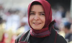 Ayşe Hilal Sayan Koytak'ın kardeşleri kimler? Fatma Betül Sayan Kaya ile akraba mı? Ömer Fatih Sayan kim? Ailesi nereli?