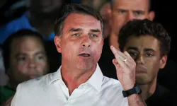 Seçimi kaybeden Flavio Bolsonaro ABD'ye kaçtı! Pasaportları iptal edilmişti