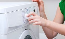 Çamaşır makinesine iki adet koymak yetiyor: Elektrik faturasını düşürüyor