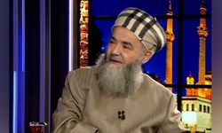 Cübbeli Ahmet yine bir şeyler kovalıyor! bari Mahmut Efendi Hazretlerini karıştırmasaydı