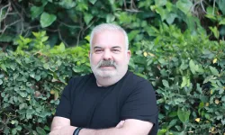Oyuncu Deniz Oral kimdir, kaç yaşında, nereli? Eşi kim? Hangi dizilerde oynadı?