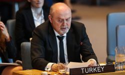 Feridun Sinirlioğlu'nun BM Genel Sekreterliği adaylığı için başvuru yapıldı