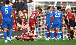 Fenerbahçe maçı öncesi Liverpool'da sakatlık krizi: Wirtz oyuna devam edemedi