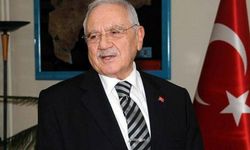 İbrahim Ömer Gönül'ün ailesi ve babası Vecdi Gönül kimdir? Eski bakanın yaşı, eşi, çocukları ve siyasi kariyeri