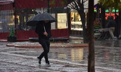 Valilik duyurdu: İstanbul'da yarın okullar tatil edildi