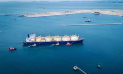 Katar, ABD'den 2054'e kadar yıllık 4 milyon ton LNG satın alacak