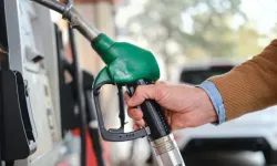 Motorinin litre fiyatına indirim geliyor: Tabelalar cumartesi günü değişecek