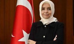 Fatma Betül Sayan Kaya'nın ablası kim, Ayşe Hilal Sayan Koytak hangi görevde, görevden alındı mı?