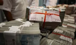 Faize 9 ayda 2,5 trilyon lira aktı...Bütçede 1,8 trilyon lira “faiz” açığı!