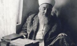 Paraları depo etmekle, biriktirmekle... Dünya malına ziyadesiyle önem vermek ne demek? Bakın M.Zahid Kotku Hazretleri ne diyor?
