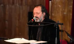 Yücel Arzen'in eşi Ayla Hacıoğulları kimdir, kaç yaşında, nereli, ne iş yapıyor ve çocuklarının isimleri ne?