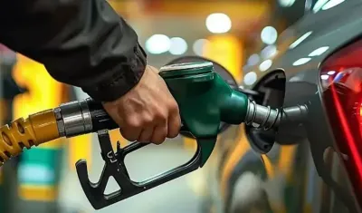 Motorin fiyatlarında indirim: Gece yarısından itibaren geçerli oldu