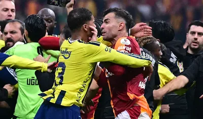 Galatasaray-Fenerbahçe derbisinde PFDK sevkleri açıklandı! Abdülkerim Bardakcı ve Archie Brown'a kaç maç ceza verilecek?