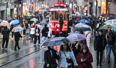İstanbul'da sağanak alarmı! Uzman isim saat vererek uyardı