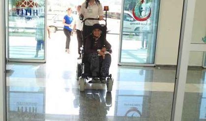 Çorum'da hastalar golf arabasıyla taşınıyor