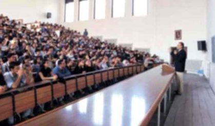 YÖK'ün itirazı kabul edildi! Öğretim görevlisi olmak için şart geldi