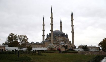 Selimiye Camii yenileniyor! Çalışmalar kalem işi süslemede yoğunlaştı