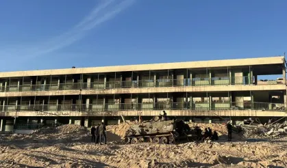 Ateşkesin ardından İsrail ordusunun çekildiği Refah kentin yıkım gün yüzüne çıktı