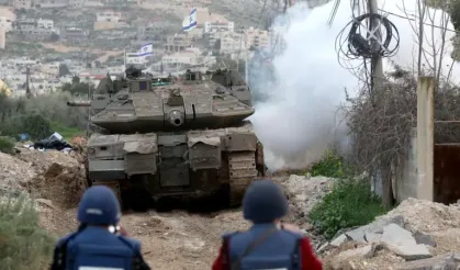 İsrail 2002'den bu yana ilk kez bunu yaptı! Tanklarla Cenin'e baskın düzenledi