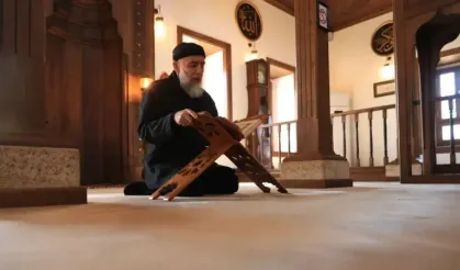 İtikafa girenler ramazanın son günlerini yoğun ibadetle geçiriyor