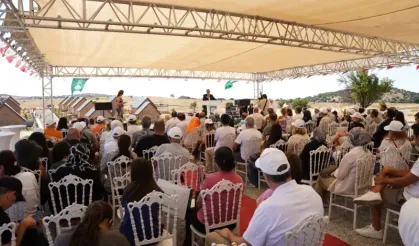 Yeşil Mahalle 3. etapta tapu ve anahtar teslim coşkusu