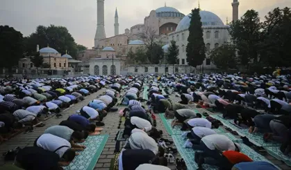 Ramazan Bayramı Namazı saat kaçta? Bayram namazı nasıl kılınır?