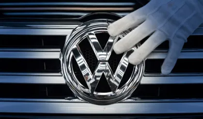 Volkswagen'de kriz büyüyor: 50 bin işçiden grev resti
