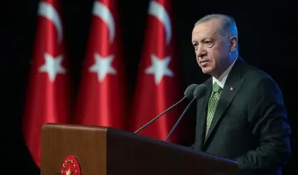 Cumhurbaşkanı Erdoğan'dan Girne'de batan gemi ile ilgili ilk açıklama: ''Devletimizin tüm imkanlarını seferber ettiğimiz süreci yakından takip ediyoruz''