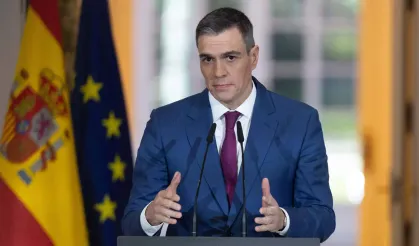 Başkentte NATO trafiği: Pedro Sanchez Ankara'ya indi