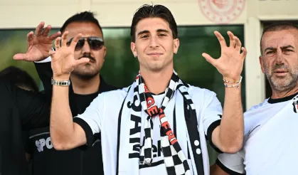 Beşiktaş'ın yeni yıldızı Miretti: "Zeki Çelik beni hazırladı"