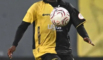 Maç sonunda kalp krizi şüphesiyle hastaneye kaldırıldı! Süper Lig futbolcusu ölümden döndü