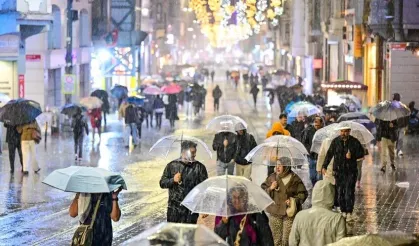 İstanbul'a fırtına uyarısı: Akşam saatlerinde başlayacak