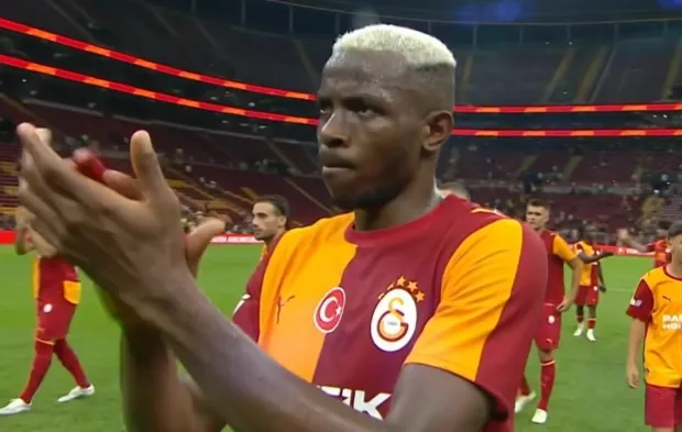 Galatasaray'da ilginç anlar: Osimhen kaptanlığı işte böyle reddetti!